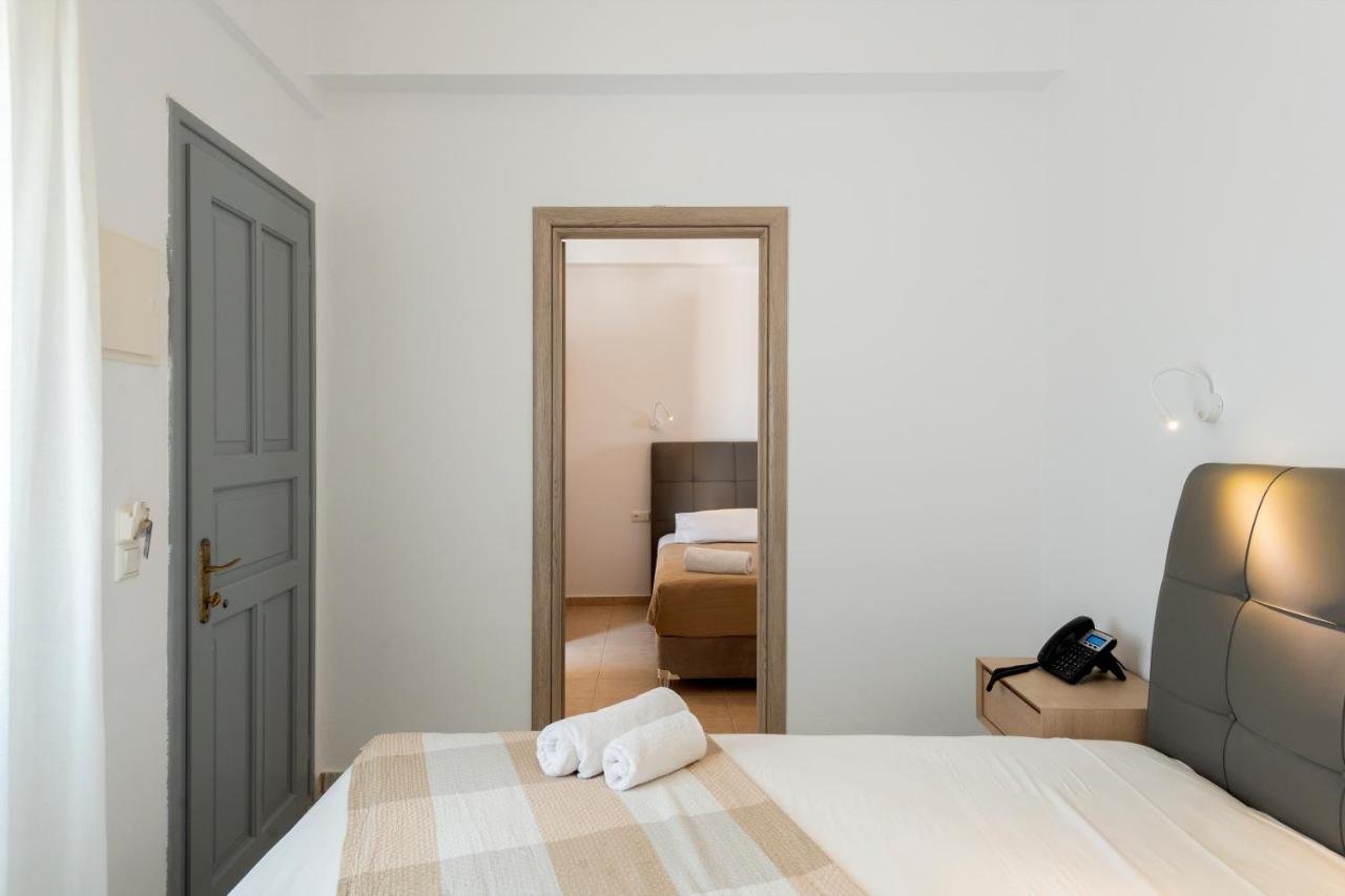 פארוס Galinos Hotel For Adults Only מראה חיצוני תמונה