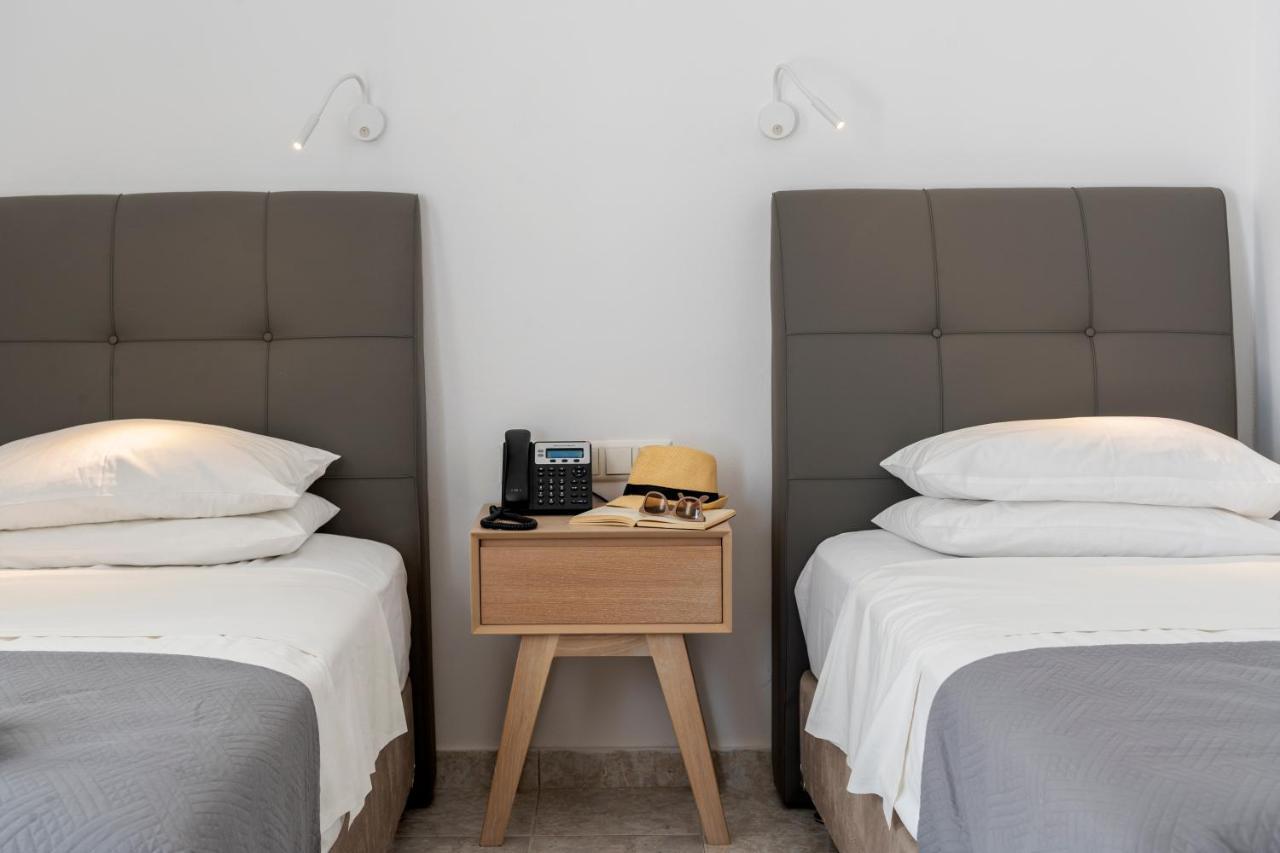 פארוס Galinos Hotel For Adults Only מראה חיצוני תמונה