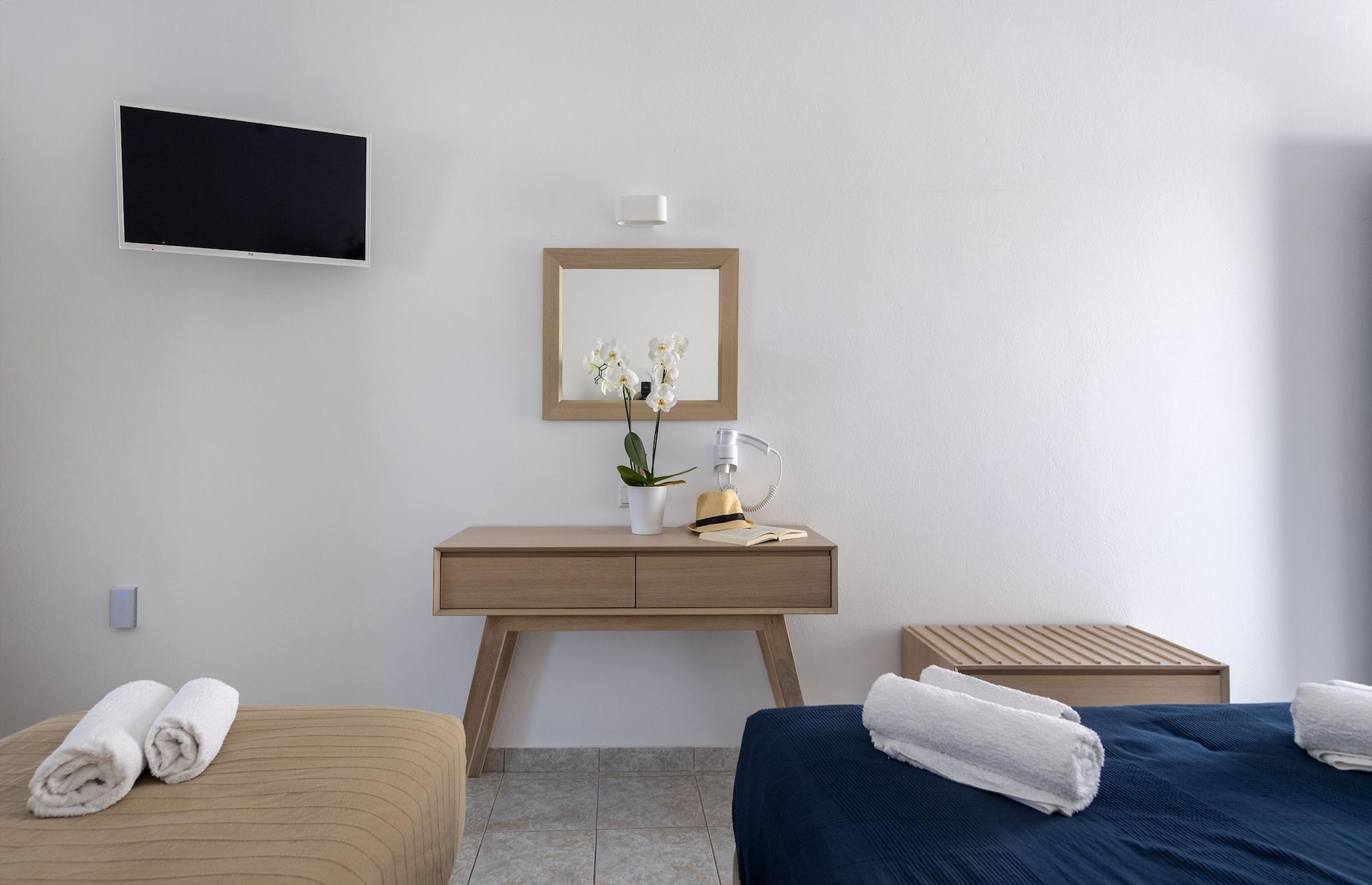פארוס Galinos Hotel For Adults Only מראה חיצוני תמונה