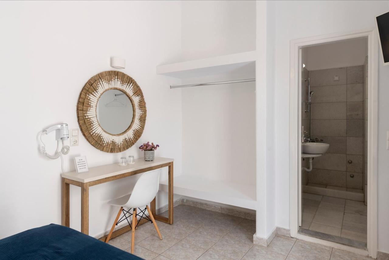 פארוס Galinos Hotel For Adults Only מראה חיצוני תמונה